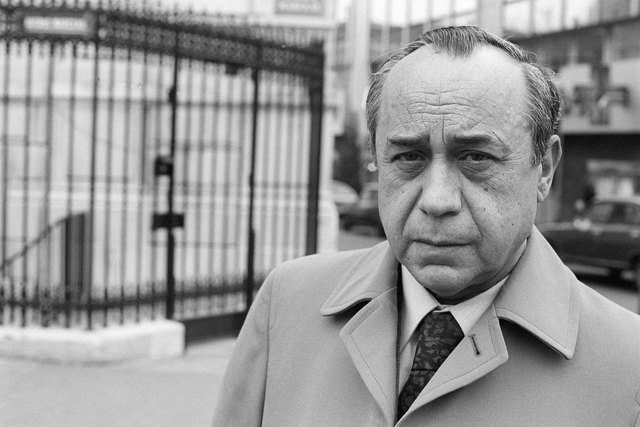“Due cartoline dal mio paese”, poesie inedite di Sciascia | L’Altrove