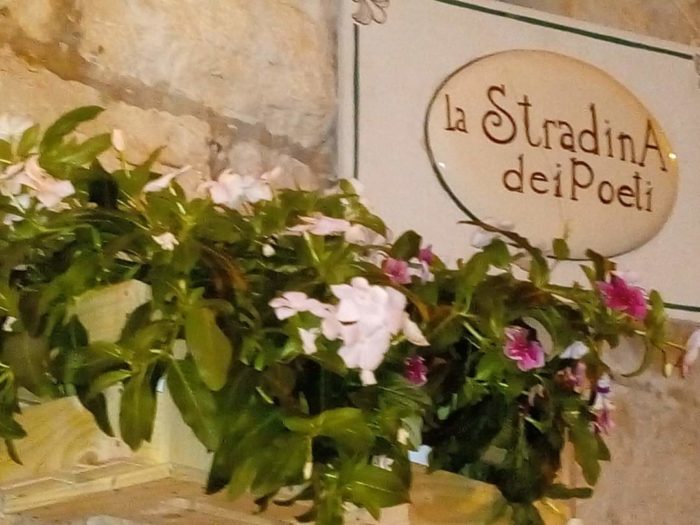 Concorso “La Stradina dei Poeti 2020” | L’Altrove