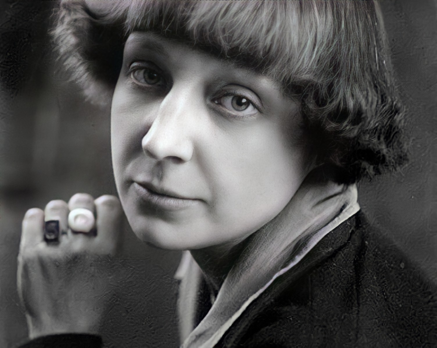Le più belle poesie di Marina Cvtaeva | L’Altrove