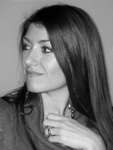 Appunti di poesia: Paola Mancinelli | L’Altrove