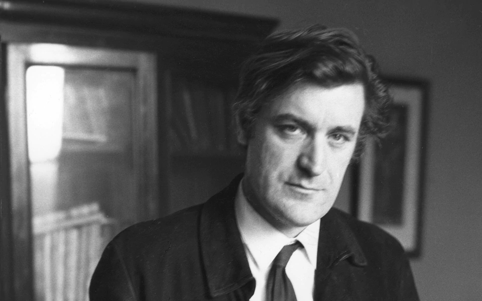 Poesie ritrovate: Ted Hughes | L’Altrove